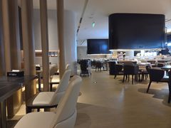 -涨巢·潮玩水疗局