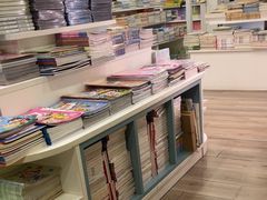 -育才书店(三孝口店)