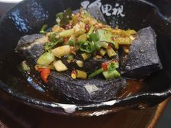 老长沙臭豆腐-黑白电视长沙小吃(美林M·LIVE天地东座店)