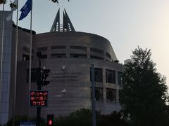 -上海明天广场JW万豪酒店