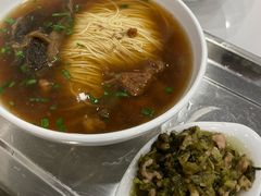 -老西白点心店