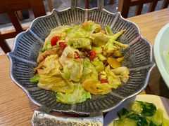 干锅手撕包菜-哇蛙牛功夫面渝都料理(龙阳广场店)