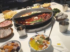 -卤校长老火锅(杨家坪直营店)