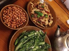 -苗湘食府(十年店)