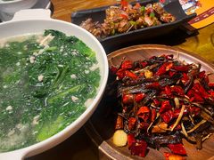 -隔壁老王·家常云南菜(花巷店)