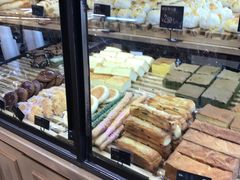 -昆明冠生园·蛋糕·面包(南强街店)