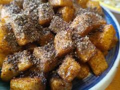 -包整·丝娃娃(一览甲秀楼风景店)