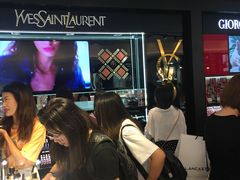 -SAINT LAURENT(海港城店)