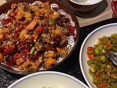 -湘西小馆(滨河路店)