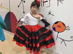 华联演出，宝贝说最喜欢这套裙子-Isee灰姑娘国际儿童艺术中心(BHGMall店)