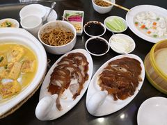 -鸿运楼烤鸭店(天桥店)