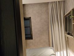 -一间森林酒店(上海人民广场店)