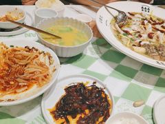 -渔语鱼酸菜鱼新川菜(来福士店)