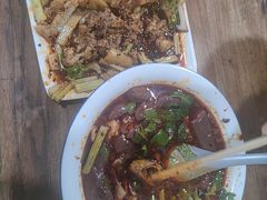 -朱大嘴肥肠血旺(福字街店)