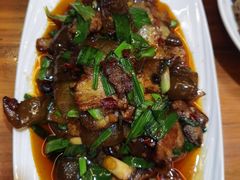 回锅肉-土桥老街黄鸭子(清淳家园店)