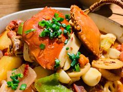 蟹膏年糕煲-十面欢腾·海鲜面·台式Bistro(长乐路店)