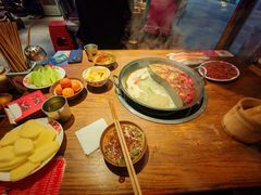 -萍姐火锅·公路夜市(武汉首店)