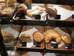 -星巴克(广州百信广场东区店)