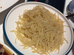 -八府香鸭·啫啫煲(华山路店)