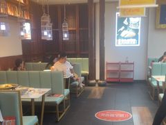 -阿瓦山寨·湘菜现炒·剁椒鱼头王(咸阳总店)