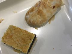 袜底酥-长发西饼(临顿路店)