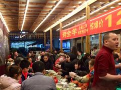 等位区-去吃小龙虾·江湖菜·烧烤(南滨路店)