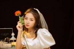 -onlygirl摄影美学馆高端定制(江滩店)