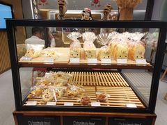 面包甜点陈列柜-小西家作(富力爱丁堡店)