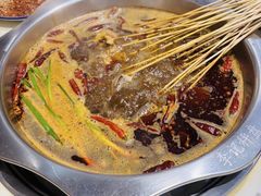 -李记称盘牛杂串串(广厦店)