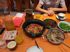 -老滇山寨•云南特色菜•地方菜•民族风情歌舞表演(金碧店)