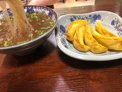 -老新隆牛肉锅贴(新街口店)