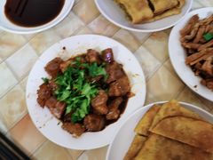 凉拌牛蹄筋-王三姑牛肉饼