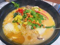 -杨国福麻辣烫(龙阳广场店)