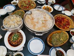 -老来福·非遗酸汤兔(凯旋路店)