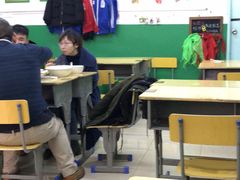 大堂-做了不起的80后