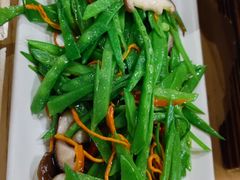 五彩花菇荷兰豆-云海肴·汽锅鸡·云南菜(领展购物广场·中关村店)