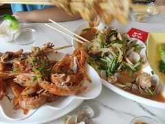 -覃记海鲜美食餐厅