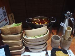 -独食火锅·半米屋台(直营总店)