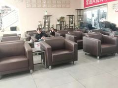 -襄阳车城东风本田4S店(襄州店)