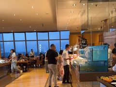 -视界美食自助餐厅·石家庄希尔顿酒店