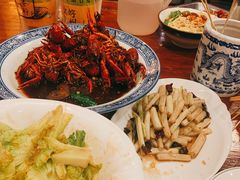 -郑东靓靓虾馆·金牌油焖大虾(天泽街店)