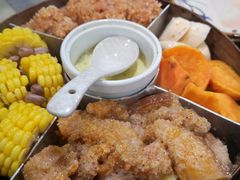 -黄桷树曹家私房菜(江与城店)