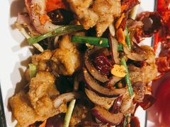 -虾弄弄海派小龙虾·牛羊蝎子火锅