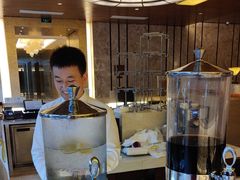 -东西风牛排馆周末烧烤自助(首都机场希尔顿店)