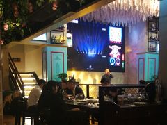 -壹号院音乐餐厅•烤全羊•新疆菜(浐灞店)