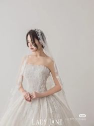 -Lady  Jane高端婚纱礼服馆