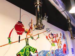 -虾弄弄海派小龙虾·牛羊蝎子火锅