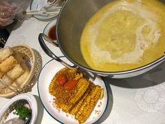 花胶鸡锅底-上房火鍋(新天地店)