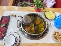 -田村·酸汤鲜牦牛肉火锅(布达拉宫广场店)