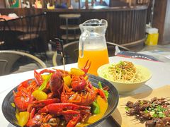 -巴厘龙虾·榜首油焖大虾(音乐学院·沿江酒馆店)